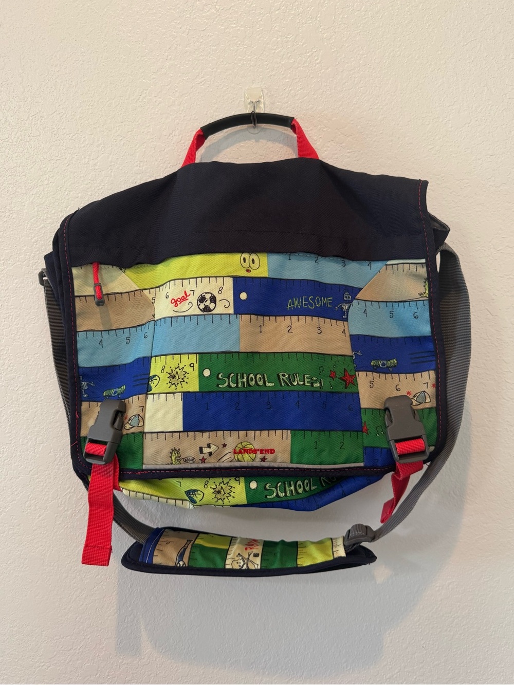 Lands’ End Canvas School Messenger Bag in Multicolor